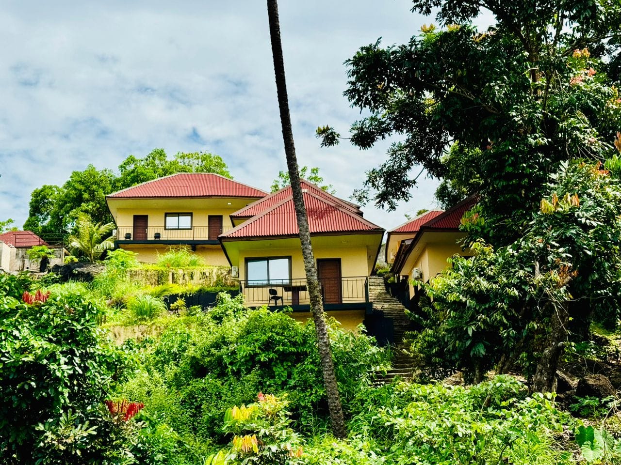 Fabulous Resort Main View